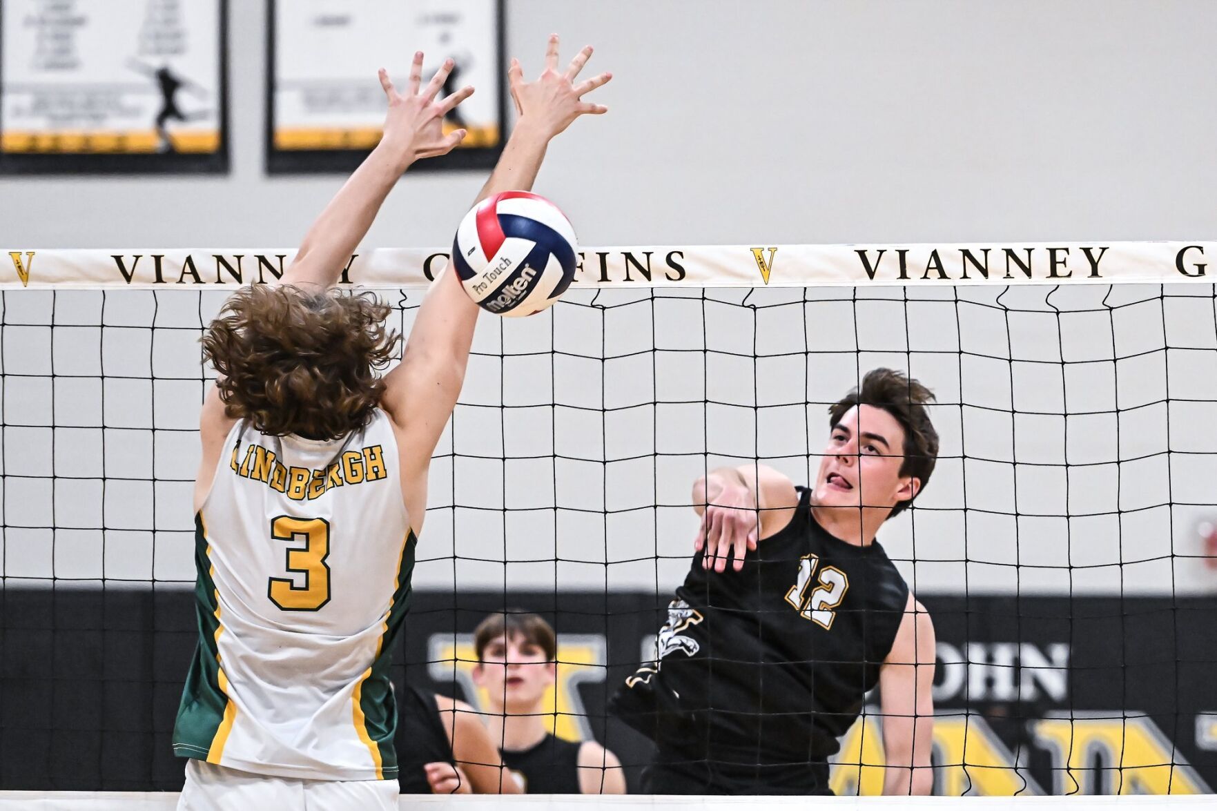 04/01/24 - Boys Volleyball Lindbergh at Vianney